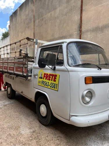 FRETE - Kombi com carroceria