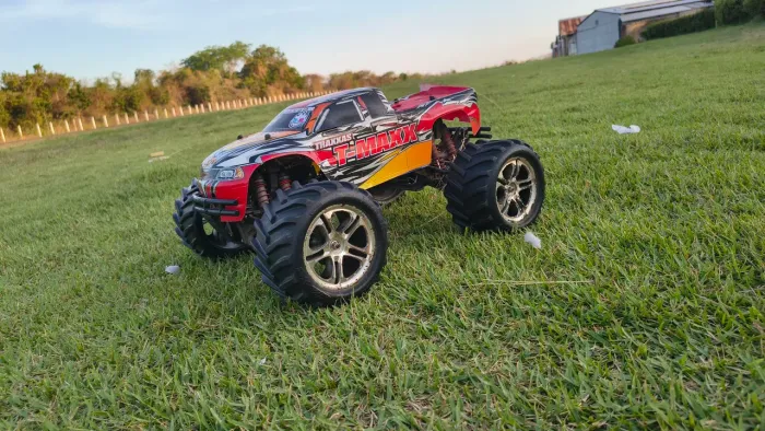 Automodelo TMAX - Completo 