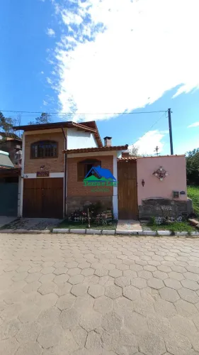 Sobrado à venda em Mirantão/Bocaina de Minas, MG
