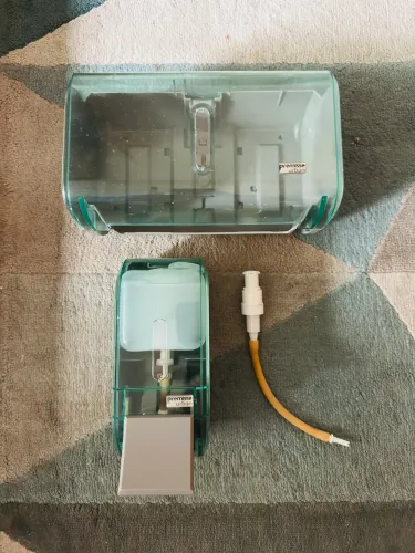 Dispenser de álcool e porta papel toalha Marca: Premisse - Verde