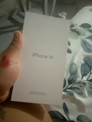 Vende se iPhone 14 novo na caixa com nota