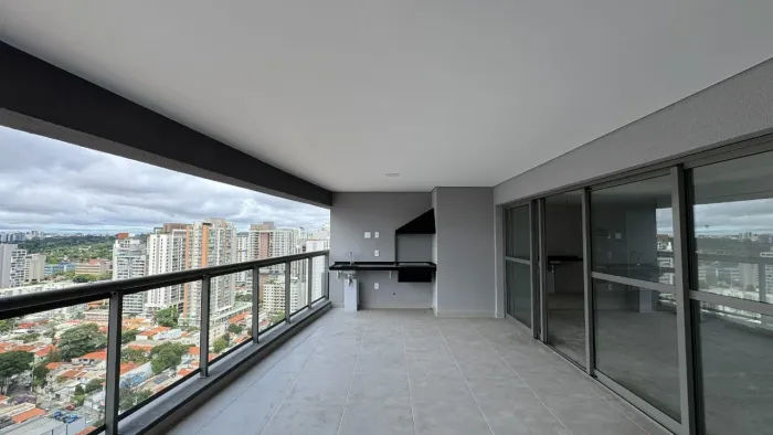 APARTAMENTO À VENDA NO BROOKLIN, 4 SUÍTES. 3 VAGAS DE GARAGEM.