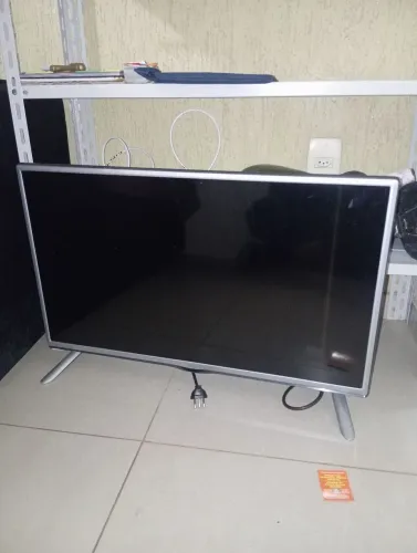 Televisão LG 32LF550B