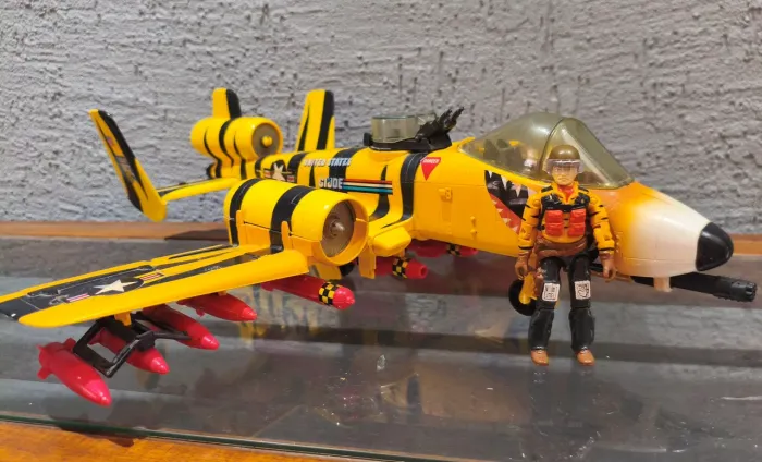 GI JOE/COMANDOS EM AÇÃO/TIGER RAT COM PILOTO