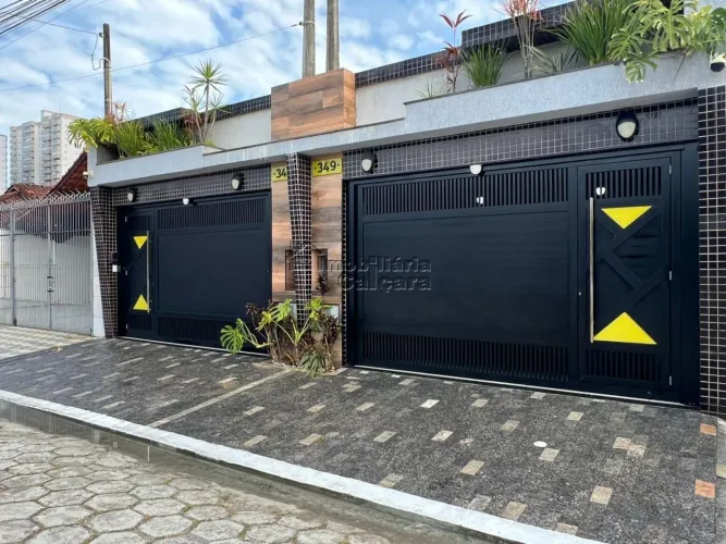 Casa para Venda em Praia Grande, Caiçara, 3 dormitórios, 2 suítes, 3 banheiros, 2 vagas