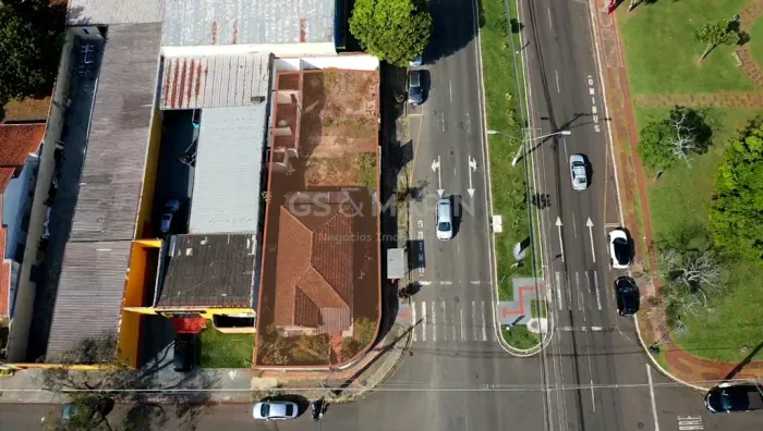 Terreno à venda na Av. Higienópolis, no Bela Suiça