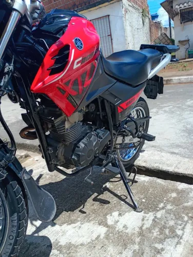 Vendo moto crosser 16.500