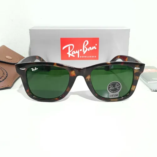 Óculos de sol Ray ban Wayfarer tartaruga com lentes verde médio novo