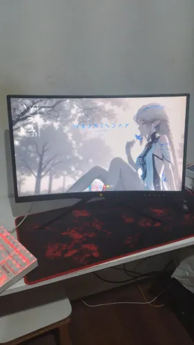Monitor Gamer Curvo KBM! MG210 23.6? Full HD 180Hz 1ms Adaptive Sync