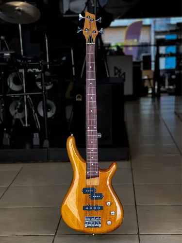 Baixo Passivo 4 Cordas Giannini PJ