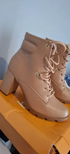 Vende se Bota Beira Rio - Tam. 38