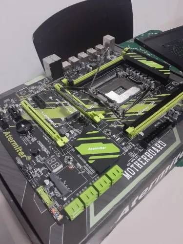 Placa mãe X99 Atermiter CODIGO B7 (Valor negociável)