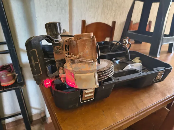 Cortador de parede pra elétrica