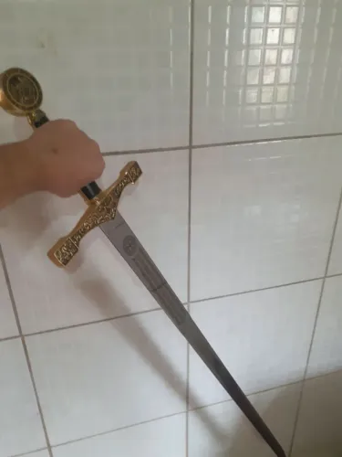 espada de colecionador KING ARTUR garra longa