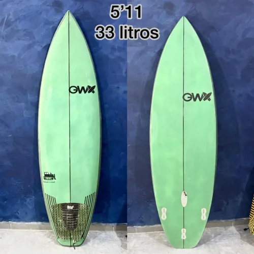 Prancha de Surf 5.11 33L Epóxi ótimo estado 