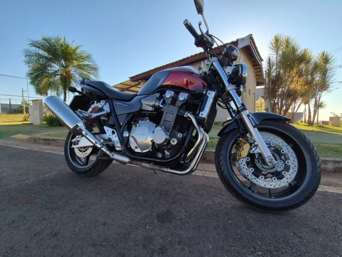 CB 1300 Super four