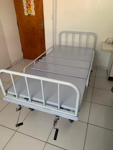 Cama hospitalar 
