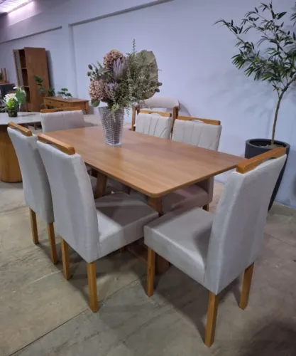 Mesa de Jantar com 6 cadeiras