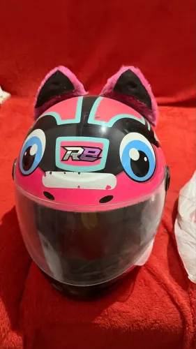 Capacete feminina
