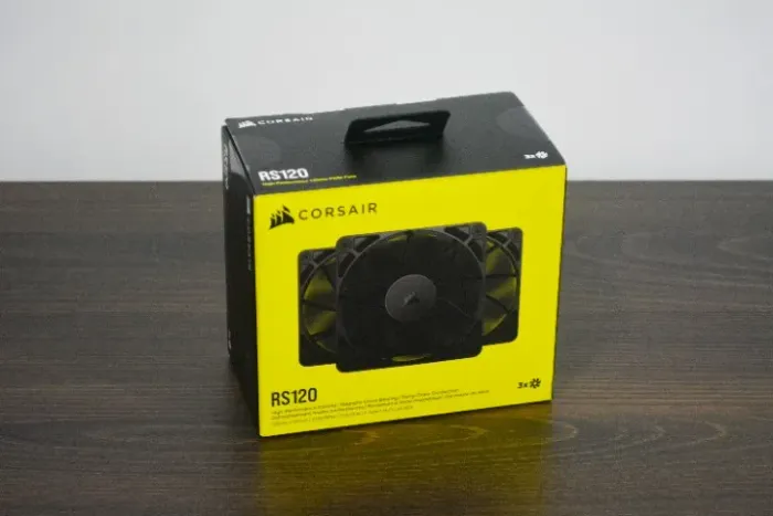 Kit com 3 Ventoinhas Fan Corsair RS120, PWM, 120mm, Preto | CO-9050189-WW | Novo