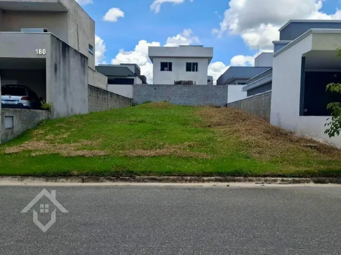 Terreno a venda no condomínio Malibu em Caçapava - SP