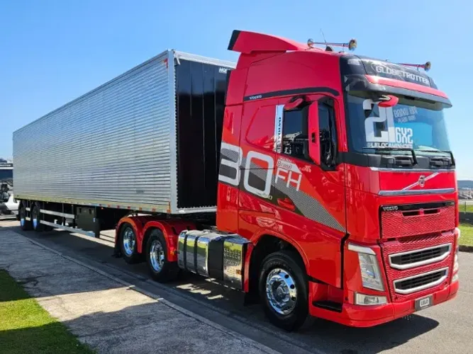 Volvo FH 460 6x2 Ano 21 Euro 5 Plano Ouro + Baú 2 Eixos Nostra 0km 30 plts 15.40 x 2.90