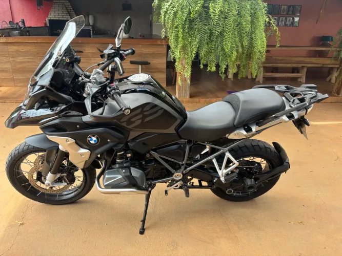 BMW 1250 Gs triplo black 2021