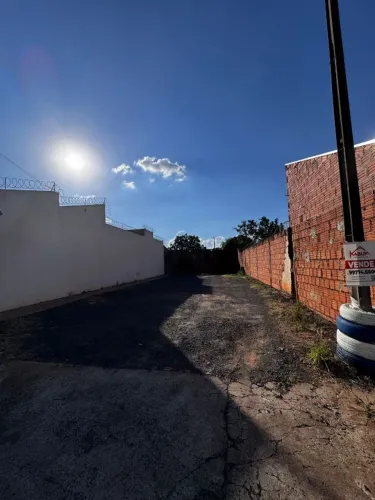 Terreno 8x20 Lácio, Marília-SP