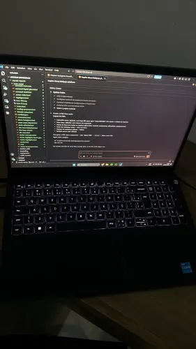 NOTEBOOK DELL VOSTRO 3520 - 15,6" 120HZ FULL HD