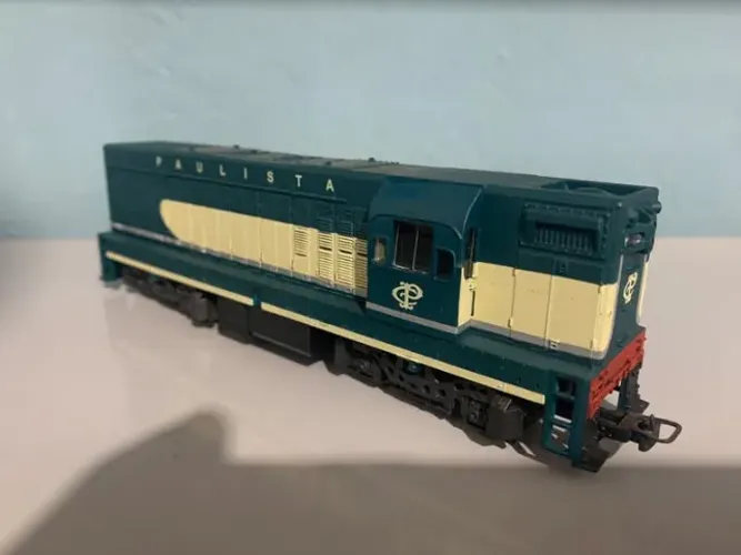 3 locomotivas