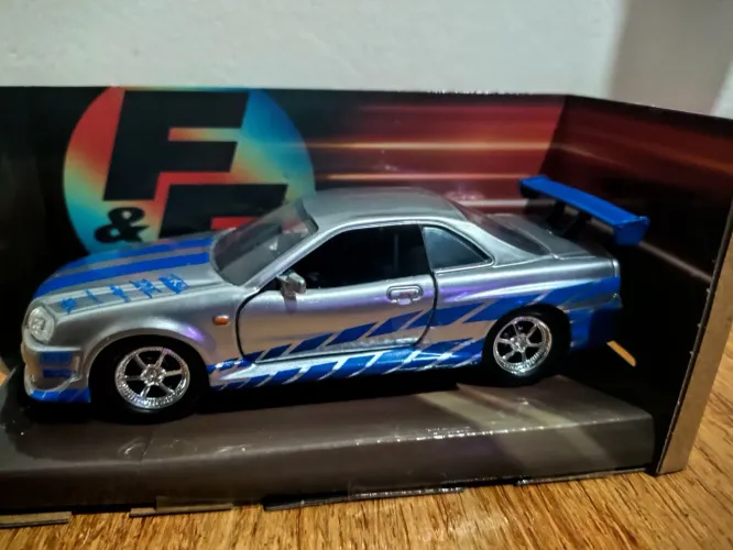 Miniatura skyline R34 Velozes e furiosos Escala 1:32 Jada toys Novo