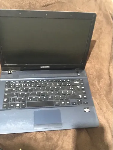 Notebook Samsung NP275E4E 4GB 500GB Funcionando 