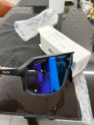 Óculos de ciclismo e esporte