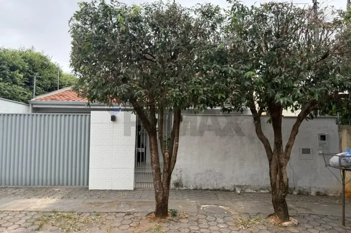 Casa de Vila: Seu Novo Lar no Jardim Taiti!