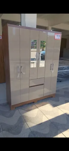 Guarda roupa casal