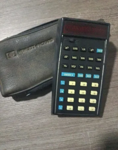 maquina calculadora hewlett-packard hp35, um clássico da engenharia e computacao