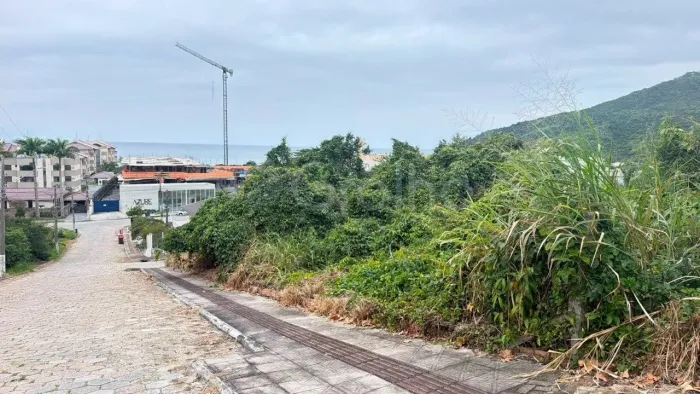 Terreno para Venda em Florianópolis, Praia Brava