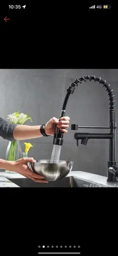 Torneira Monocomando Gourmet Black - O Toque de Luxo que Sua Cozinha Merece!