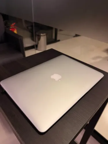 MacBook Air I7 - 2017 excelente