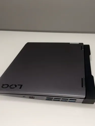 Notebook Gamer Lenovo LOQ 15IRH8 | i5-13420H | RTX 3050 6GB | SSD 512GB