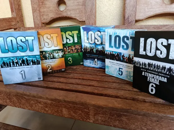 Série Lost completa em perfeito estado!
