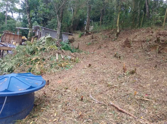 Vendo terreno na Espírito Santo Quitandinha