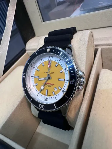 REP Breitling Super Ocean Amarelo REP