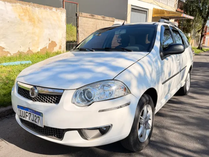 Fiat Palio Week. Attractive 1.4 Fire Flex 8V 2013
