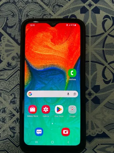 Samsung Galaxy A30