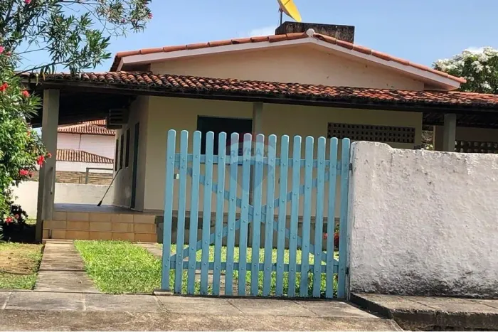 Casa com 3 quartos em Serrambi - 80m da Praia