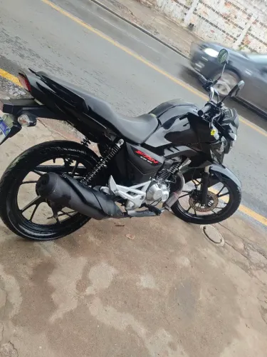 Fam 160 bem conservada 