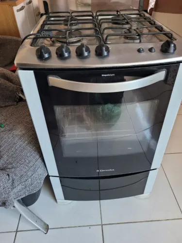 Fogão 4 bocas electrolux