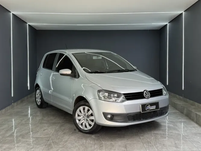 Volkswagen Fox 1.6 MI Total Flex 8V 5P 2013