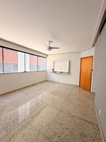 Apartamento Residencial para Aluguel no Castelo | 3 Quartos (1 Suíte) | 2 Vagas | Fundo